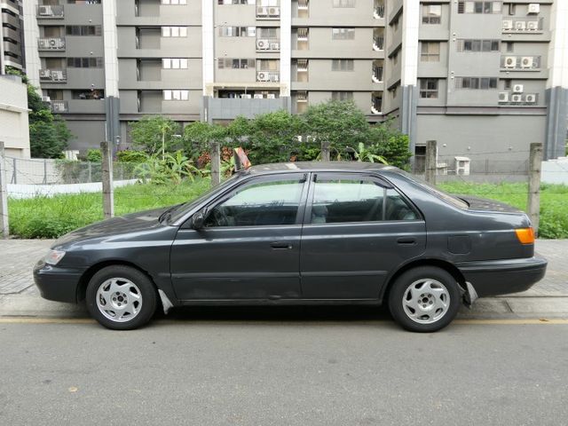 1年僅跑1萬公里，1.6省油好開，冷氣無敵冷，9.5成新輪胎，可開高速公路，經典好車~  第4張相片
