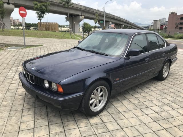 中古車 Bmw 525i 4款1990年便宜代步車 Bmw 寶馬 5 Series 525 新北市 Findcar 找車網