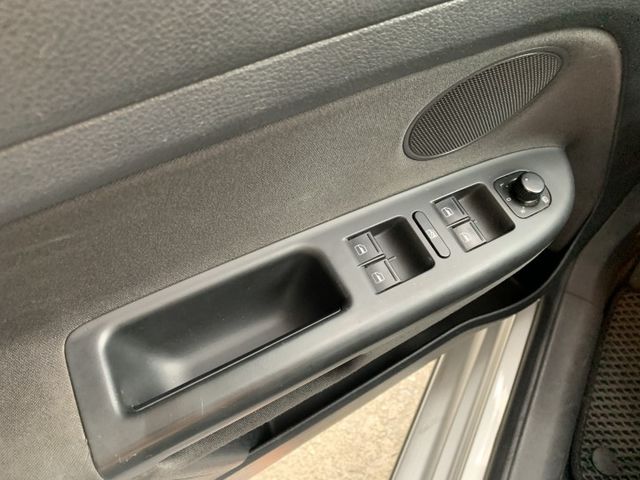 GOLF TSI 1.4  超強優質小車 跑少車美  原版件  渦輪增壓 安桌機 防滑 配備極佳 歡迎來電預約賞車  第12張相片