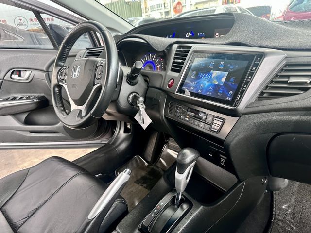 喜美9.5代VTI-S 無待修 免頭款0元交車 天窗/定速/快撥/導航/誠可議 電洽0906-000866  第13張相片