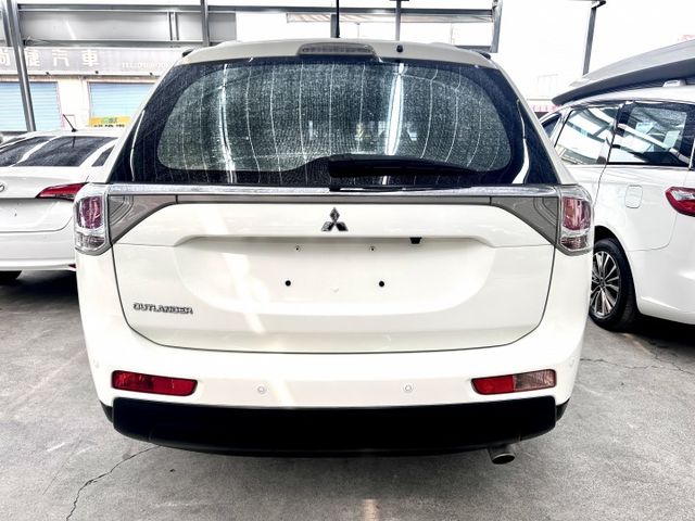 奧蘭德 時尚配備 IKEY/定速/快控 無待修 免頭款0元交車 三間實體店面~買車有保障  第5張相片