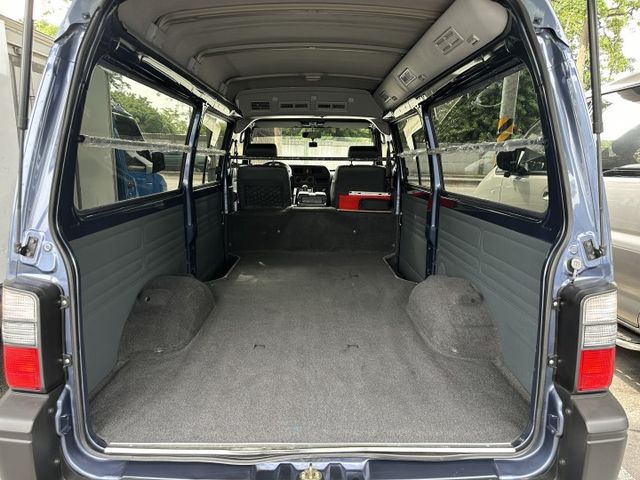 得利卡2人貨車版 實跑5.7萬 後座出風口.後座超大空間.冷氣涼的要命.無待修.可貸款  第7張相片