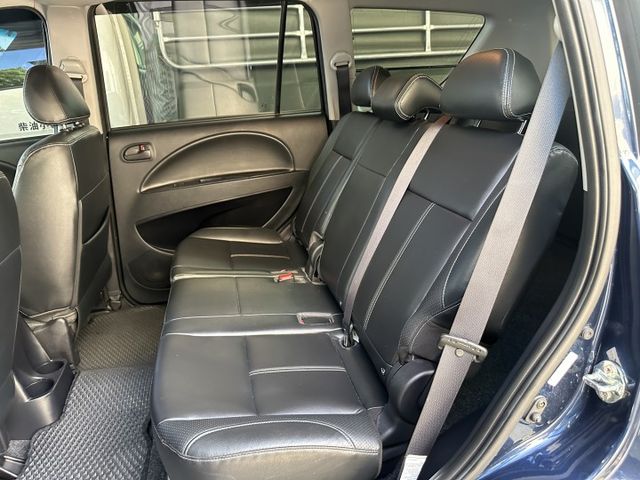 Zinger客貨2用 後座出風口.倒車顯影.行車記錄.安卓機 跑少車況佳 預約享折扣 可全貸可分期  第7張相片