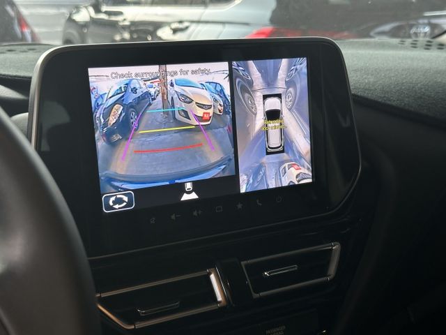 【百台車輛】【價錢可談】油電小車 原廠保固渦輪引擎 省油好停車7氣囊 ikey 車偏 環景 行駛中里程緩緩上升中  第15張相片