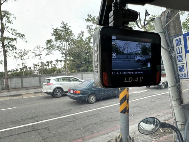 「自排」堅達 實跑六千 更重5噸 可全貸分期 優惠專線0906-000866  第12張相片