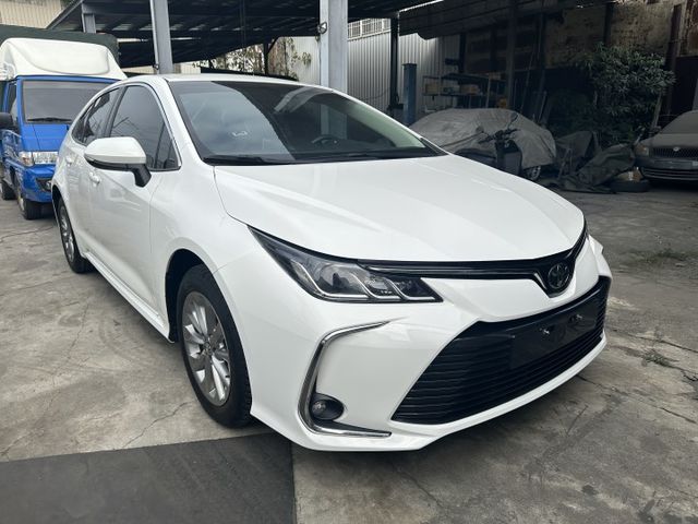 僅跑7萬5 9安、ikey、acc、跟車、胎壓~全車漂亮 優惠專線0906-00086  第2張相片