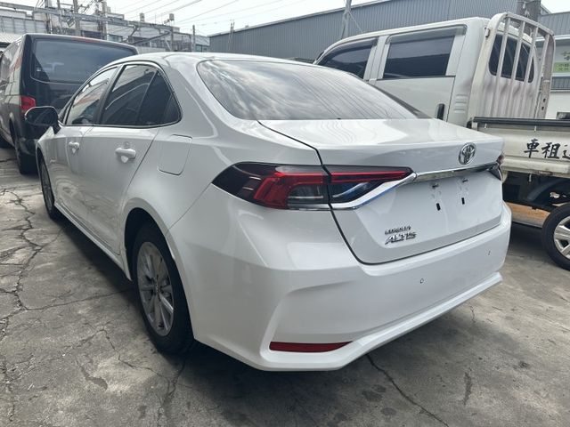 僅跑7萬5 9安、ikey、acc、跟車、胎壓~全車漂亮 優惠專線0906-00086  第5張相片