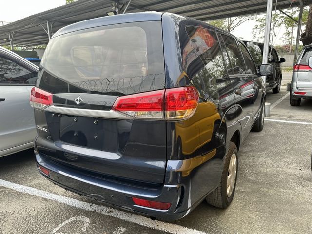 僅跑9.5萬 實用大空間 載人載貨皆宜 無待修 可認證 0906-000866  第4張相片