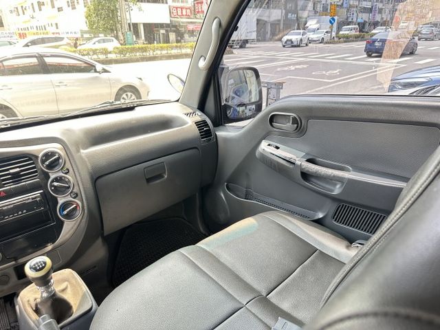 雙廂 6人座 可認證 無待修 可另裝尾門/帆布 優惠專線0906-000866  第11張相片