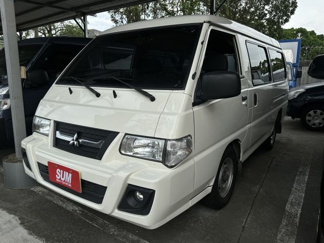 2人座 雙滑門後座出風口後座寬敞載貨空間 優惠專線0906-000866  第1張相片