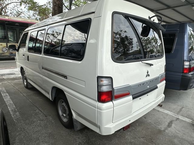 2人座 雙滑門後座出風口後座寬敞載貨空間 優惠專線0906-000866  第6張相片