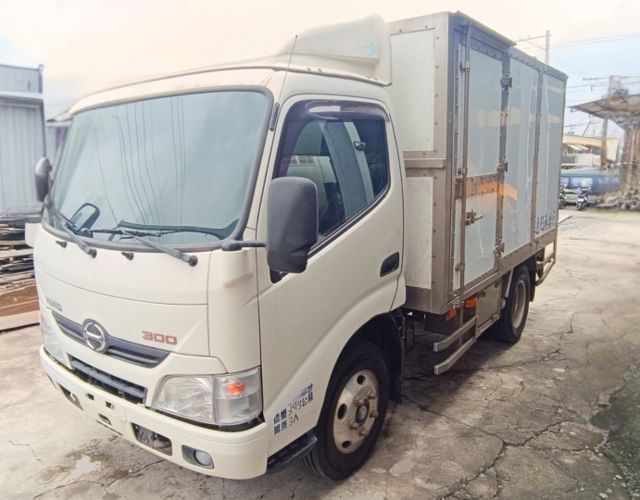 最耐超 HINO 10.5尺 雙開門貨廂 內裝完整無漏油 優惠專線0906-000866  第1張相片