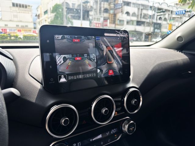 【百台車輛】【價錢可談】僅跑1萬8 原版件 原廠保固 6安 .ikey.環景.ACC.盲點 0906-000866鍾先生  第16張相片