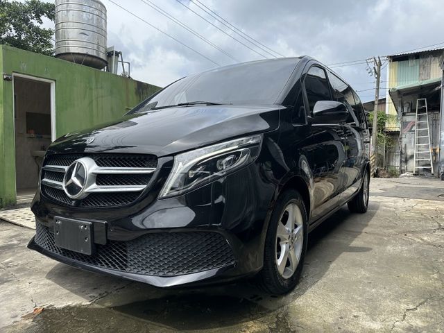 【百台車輛】【價錢可談】總代理 V220d 7人 環景/電尾門/雙邊電動滑門/360度環景0906-000866  第1張相片