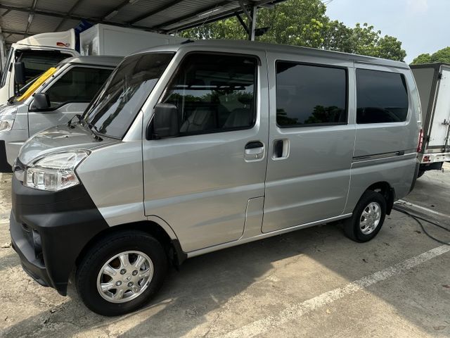 【百台車輛】【價錢可談】【自排】5人客貨 僅跑9萬 可認證 無待修可直接賺錢 0906-000866  第1張相片