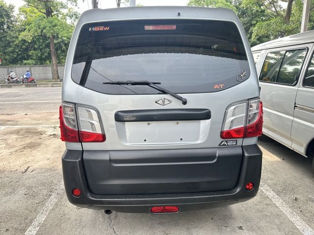 【百台車輛】【價錢可談】【自排】5人客貨 僅跑9萬 可認證 無待修可直接賺錢 0906-000866  第5張相片