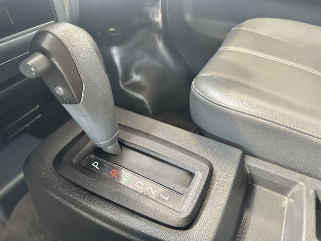 【百台車輛】【價錢可談】【自排】5人客貨 僅跑9萬 可認證 無待修可直接賺錢 0906-000866  第11張相片