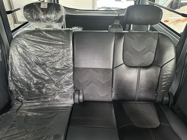 【百台車輛】【價錢可談】【自排】5人客貨 僅跑9萬 可認證 無待修可直接賺錢 0906-000866  第14張相片