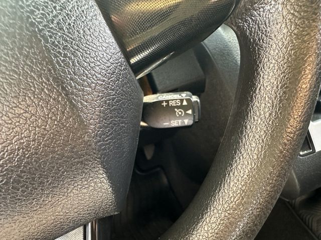 僅跑3萬8 7人座 電動雙滑門 IKEY 摸門 定速 一手車 原版件 可認證可貸款 歡迎電洽  第13張相片