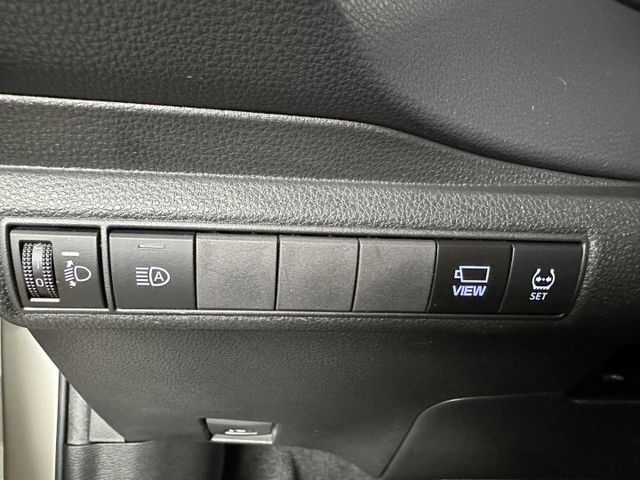 【百台車輛】【價錢可談】僅跑3萬2 可保固 無待修 車況佳 可貸全款 0906-000866  第16張相片