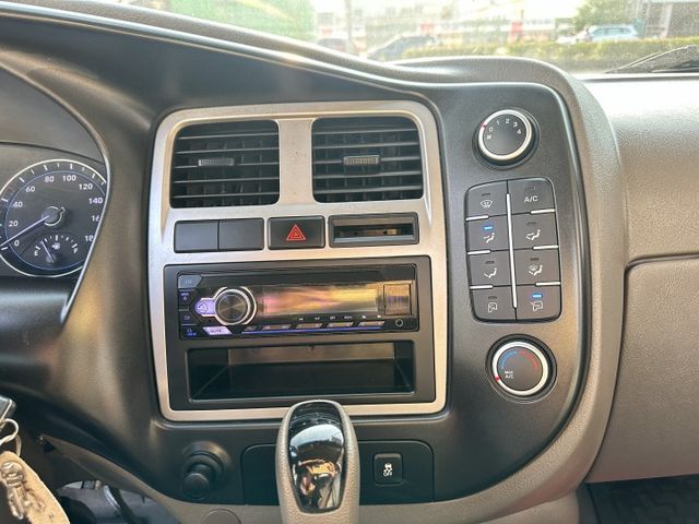 【百台車輛】【價錢可談】【自排】僅跑6萬 車況極佳 可認證 可另加尾門或帆布 0906-000-866  第10張相片