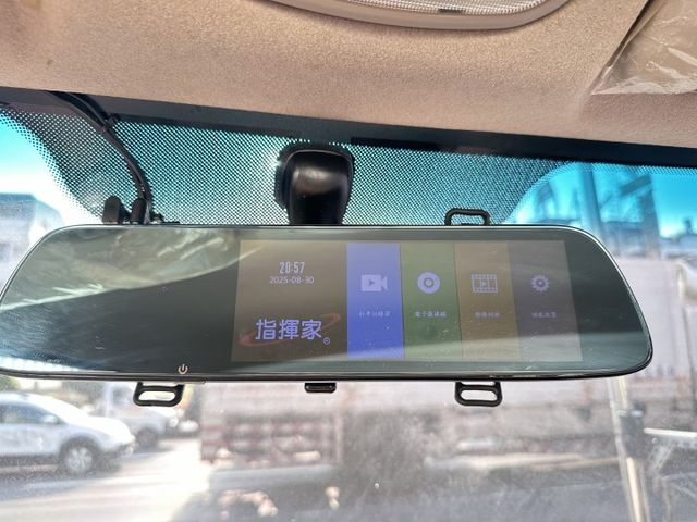 【百台車輛】【價錢可談】【自排】僅跑6萬 車況極佳 可認證 可另加尾門或帆布 0906-000-866  第11張相片