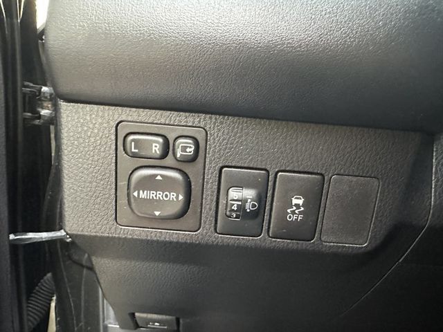 【百台車輛】【價錢可談】RAV4  僅跑11萬 車況佳 無待修 超優代步車 可認證 可分期 定速/快控/天窗  第11張相片