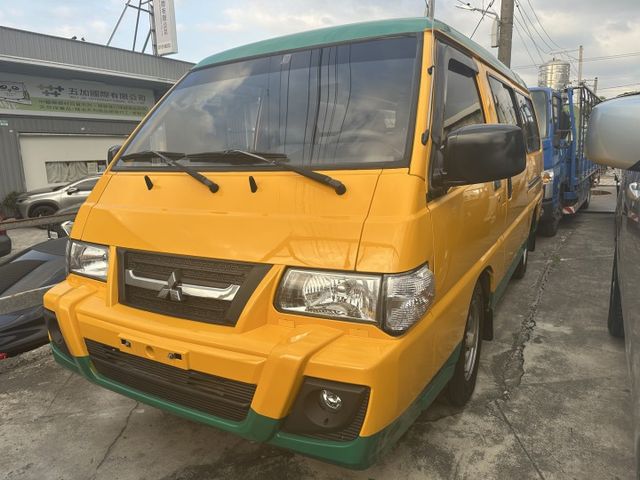 【百台車輛】【價錢可談】【自排】得力卡 8人座 雙滑門 後座出風口 上下車方便 窗戶可開 載人載貨皆方便  第1張相片