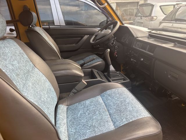 【百台車輛】【價錢可談】【自排】得力卡 8人座 雙滑門 後座出風口 上下車方便 窗戶可開 載人載貨皆方便  第11張相片