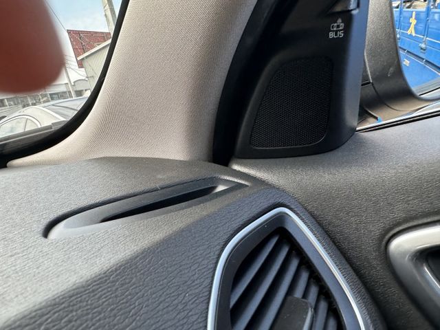 【百台車輛】【價錢可談】S60 T4 turbo 僅跑9萬 有另加加速器 車況佳 一手車 原版件 認證車  第18張相片