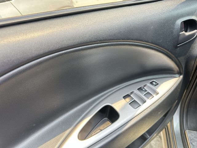 【百台車輛】【價錢可談】【自排】ZINGER 實跑5萬9 旗艦款 後出風口 定速 盲點 鋁圈 無待修 可全貸  第16張相片