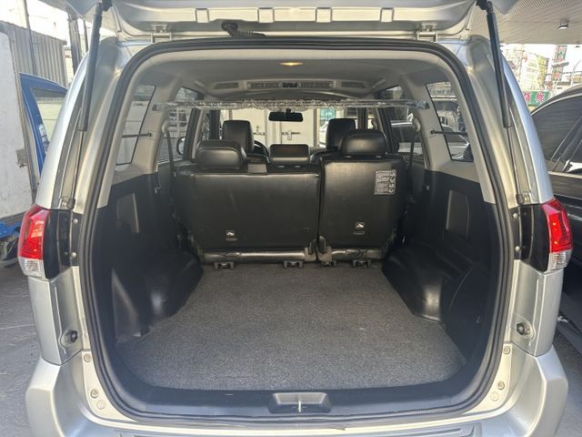 【百台車輛】【價錢可談】【自排】旗艦版 │僅跑9萬 │定速 │車頂架 │盲點 │後出風口  第7張相片