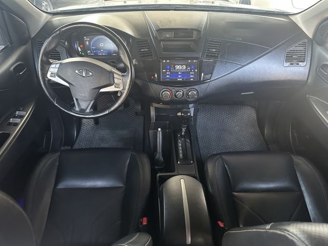 【百台車輛】【價錢可談】【自排】旗艦版 │僅跑9萬 │定速 │車頂架 │盲點 │後出風口  第8張相片