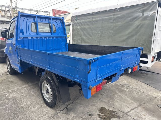 「自排」貨車 僅跑2萬  享原廠保固中 無待修 可另加尾門/帆布【百台車輛在庫】【實車在價】  第5張相片