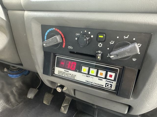 -10度 廂厚度10公分 保溫冷凍一次擁有 免頭款 0元交車【百台車輛在庫】【實車實價】  第16張相片