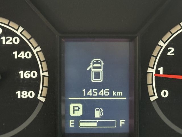 「自排」-5度 僅跑1萬4千 雙芯電動尾門 車況極水【百台車輛在庫】【實車實價】  第7張相片