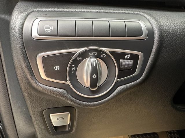 【百台車輛】【價錢可談】總代理 V220d 7人 環景/電尾門/雙邊電動滑門/360度環景0906-000866  第18張相片