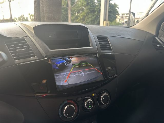 【百台車輛】【價錢可談】【自排】ZINGER 實跑5萬9 旗艦款 後出風口 定速 盲點 鋁圈 無待修 可全貸  第18張相片