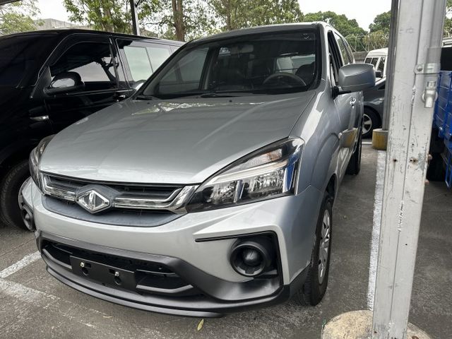 【百台車輛】【價錢可談】僅跑9萬6 5人客貨 實用大空間 載貨載人皆宜 來電0906-000866  第1張相片