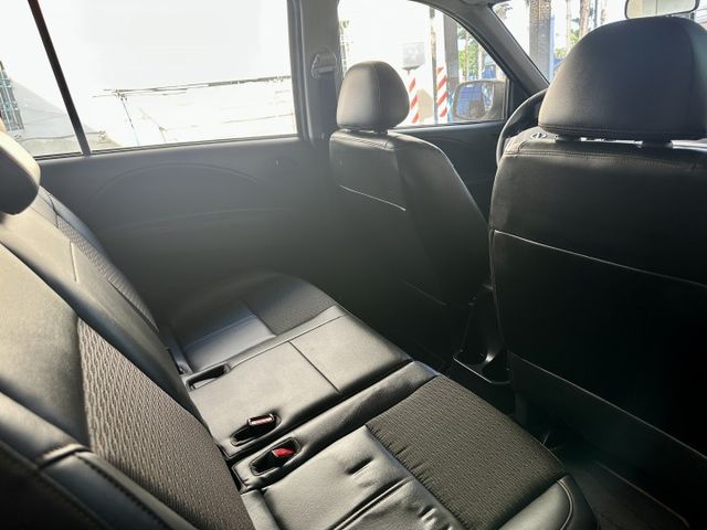 【百台車輛】【價錢可談】【自排】僅跑6萬2 空間大載人載貨皆好 有車頂架 0906-000866  第18張相片