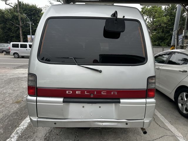 【百台車輛】【價錢可談】得利卡7人座 有後座出風口 窗戶可開 好開冷氣涼  0906-000866鍾先生  第5張相片