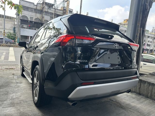 【百台車輛】【價錢可談】RAV4 4WD 僅跑6萬  車況極佳 頂級配備 省油有力 無待修0906-000-866  第6張相片