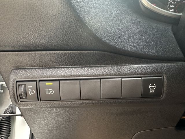 【百台車輛】【價錢可談】僅跑7萬5 9安、ikey、acc、跟車、胎壓~全車漂亮 0906-000866鍾先生  第19張相片