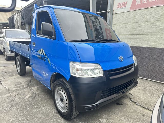 「自排」貨車 僅跑2萬  享原廠保固中 無待修 可另加尾門/帆布【百台車輛在庫】【實車在價】  第2張相片