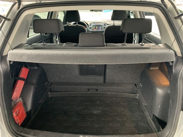 GOLF TSI 1.4  超強優質小車 跑少車美  原版件  渦輪增壓 安桌機 防滑 配備極佳 歡迎來電預約賞車  第17張相片