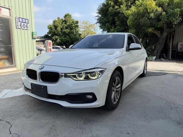 318I 渦輪引擎 IKEY 定速 實跑13萬 可認證車 無待修【百台車輛在庫】【實車實價】  第1張相片