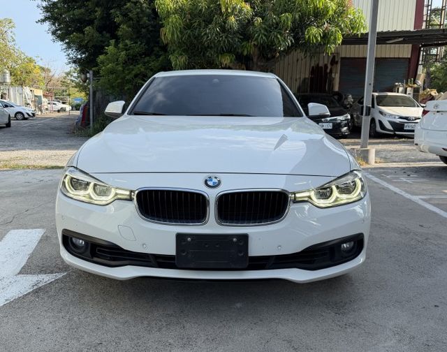 318I 渦輪引擎 IKEY 定速 實跑13萬 可認證車 無待修【百台車輛在庫】【實車實價】  第2張相片