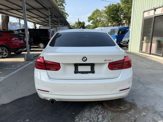 318I 渦輪引擎 IKEY 定速 實跑13萬 可認證車 無待修【百台車輛在庫】【實車實價】  第5張相片
