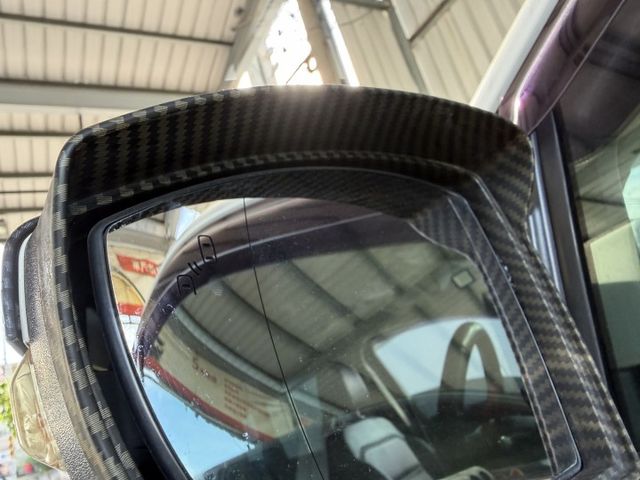 旗艦版 ECOBOOST渦輪動力 四輪驅力│定速、影音、電尾門(腳踏)、盲點、天窗  第11張相片