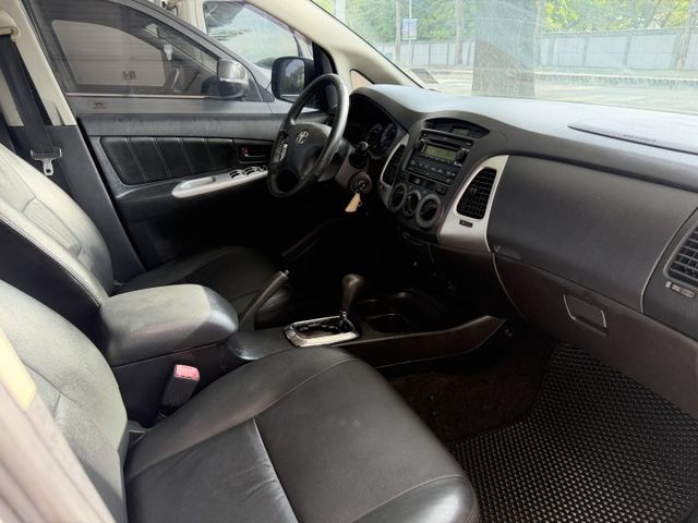 自排 │5人客貨車 代步/載人/載貨 都超可以 冷氣涼無待修 【百台車輛】【價錢可談】  第13張相片